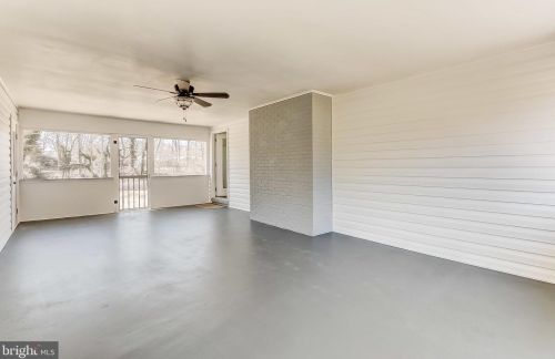 17 Ashcroft Ct, Arnold MD 21012-2406 exterior