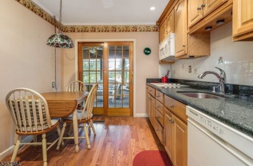 107 Pleasant View Rd, Hackettstown NJ  07840-1017 exterior