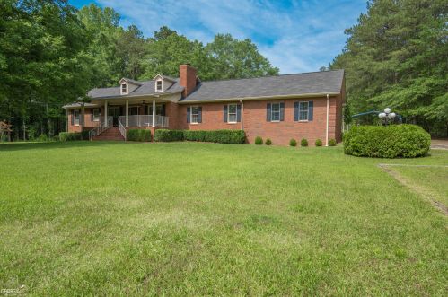 511 Tomme Rd, Lagrange, GA 30240-8382
