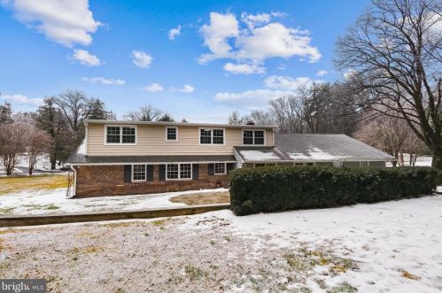 810 Burnt Mills Ave, Silver Spring MD 20901-4506 exterior