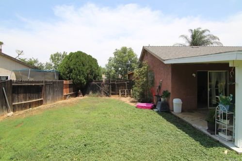 8958 Randolph St, Riverside CA  92503-1242 exterior