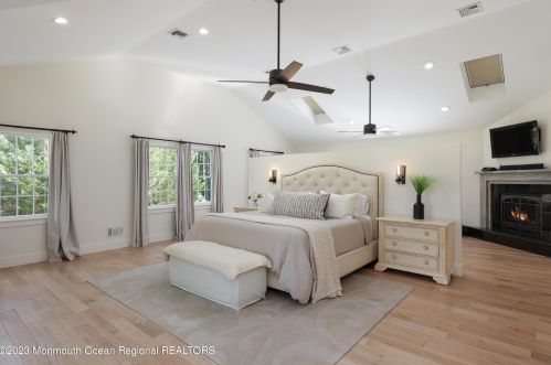 34 Barbara Ter, Middletown NJ 07748-1202 exterior