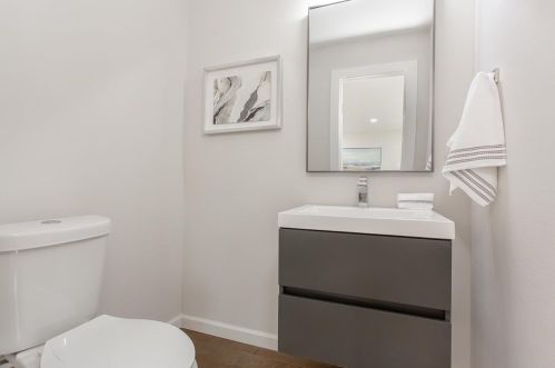 9805 Estate Ln, Dallas TX  75238-1962 exterior