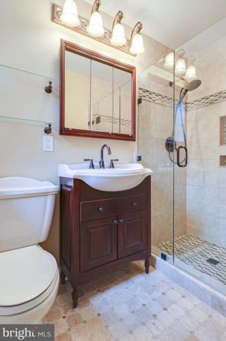 12301 Sandalwood Ln, Silver Spring MD exterior