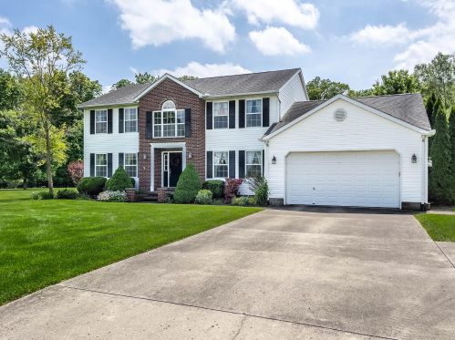 3101 Windy Ridge Dr, Springfield, OH 45502-7211