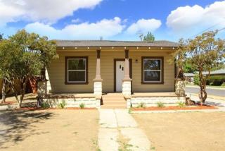939 Yosemite Ave, Madera, CA 93637-4554
