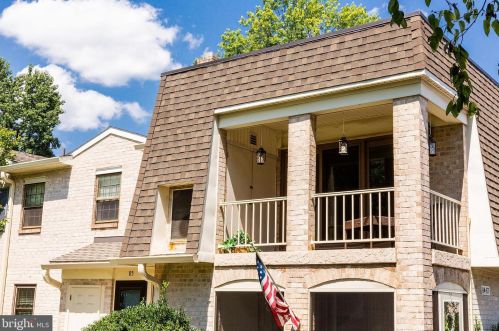 85 Valleybrook Dr, Lancaster PA  17601-4612 exterior