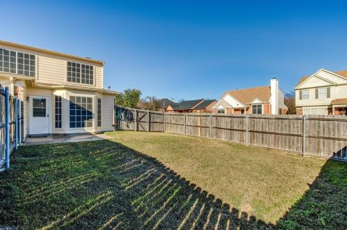 301 Chapman St, Cedar Hill TX 75104-4941 exterior