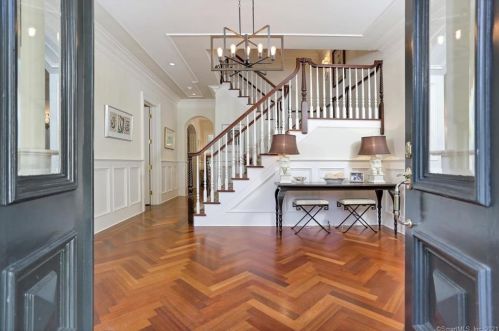 477 Riversville Rd, Greenwich CT  06831-2913 exterior