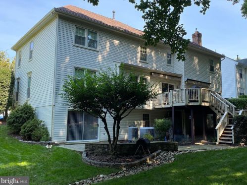 704 Pebble Bch Dr, Silver Spring MD 20904-3576 exterior