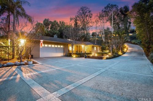 7816 Bowen Dr, Whittier, CA 90602-2606