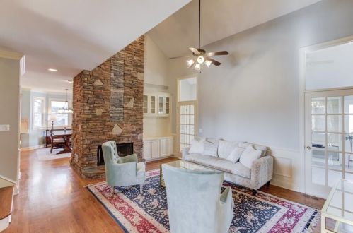 2721 Log Cabin Dr, Atlanta GA  30339-1546 exterior