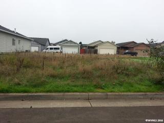 3818 Ryunkin St, Albany, OR 97322-5290