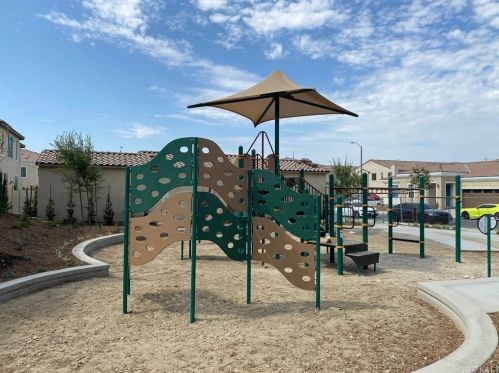 479 Beechwood Ave, Rialto CA  92376-4701 exterior