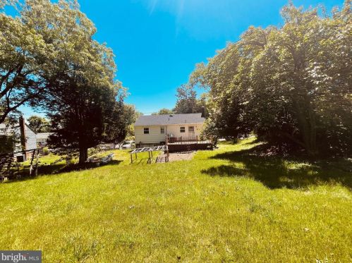 13408 Forest Glen Rd, Woodbridge, VA 22191-1849