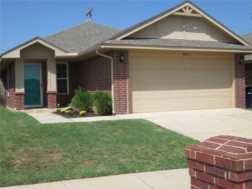 2221 199th St, Edmond, OK 73012-5205