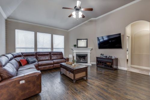 5201 Katy Rose Ct, Fort Worth TX  76126-3054 exterior