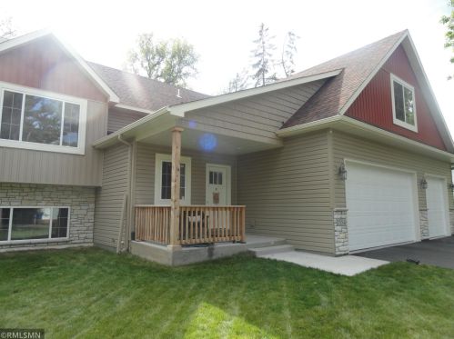 2018 English St, Saint Paul MN  55109-3427 exterior