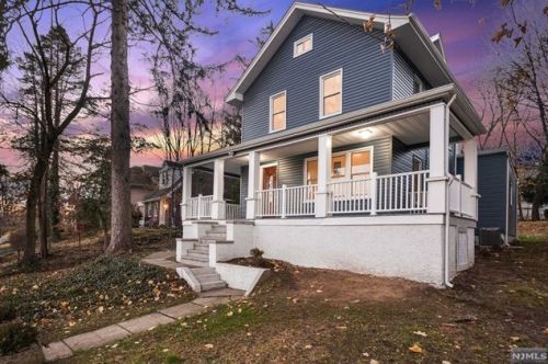 755 Kinderkamack Rd, River Edge, NJ 07661-2414