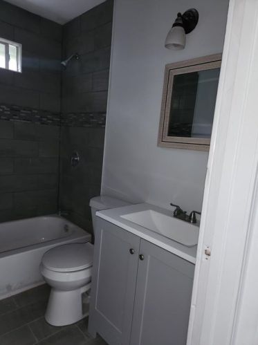 3328 Lynnfield Dr, Fort Worth TX  76103-3029 exterior