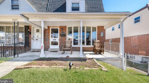 9325 Lansford St, Philadelphia, PA 19114-3616