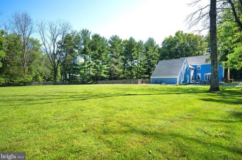 12 Nelson Ridge Rd, Princeton NJ  08540-7436 exterior