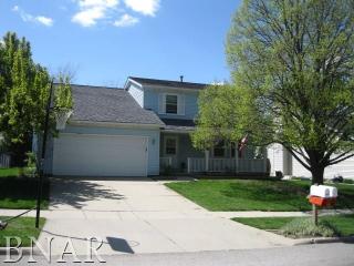 2013 Fallen Oak Rd, Bloomington, IL 61704-7240
