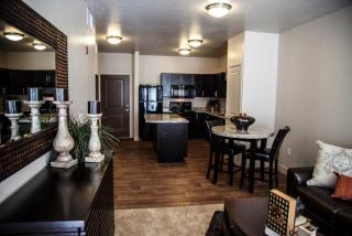 1162 200, Centerville UT  84014-3523 exterior