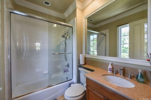 25 Blue Smt, Irvine CA  92603-0168 exterior