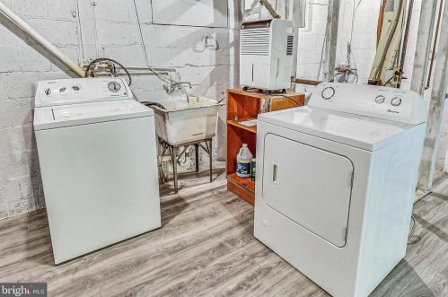 9701 Brunett Ave, Silver Spring MD 20901-3235 exterior