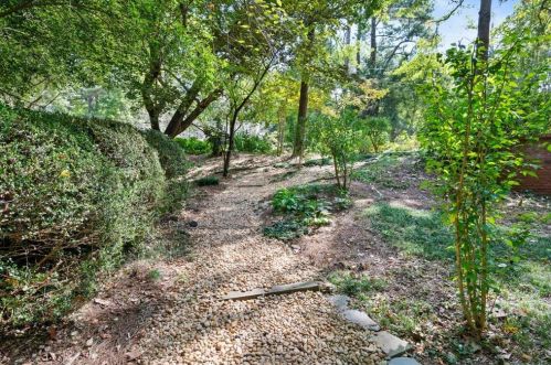 4226 Carmain Dr, Atlanta GA  30342-3504 exterior