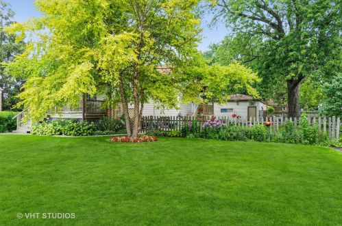 4239 Forest Ave, Brookfield, IL 60513-2127