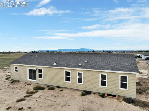 7113 Otoole Dr, Calhan, CO 80808-9256