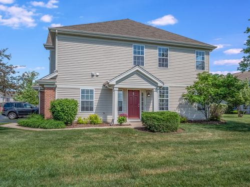 5732 Wildspring Dr, Barrington Hills, IL 60156