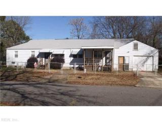 3484 Pamlico Cir, Norfolk, VA 23513-5404