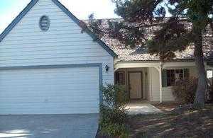 4292 Cardiff Ave, Fresno, CA 93722-6011