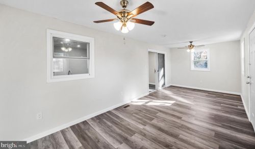 52 Fox Chase Dr, Blenheim NJ  08012-4462 exterior