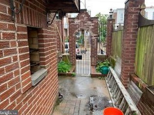 6621 Jackson St, Philadelphia PA  19145-3833 exterior