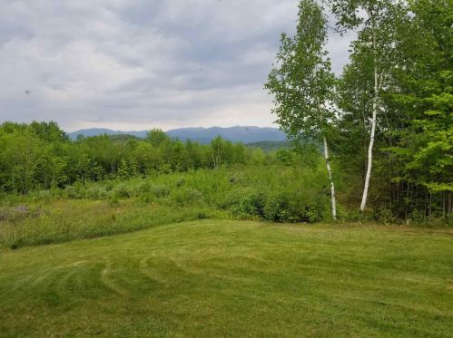 42 Loft Cir, Ellsworth, NH 03223-4131