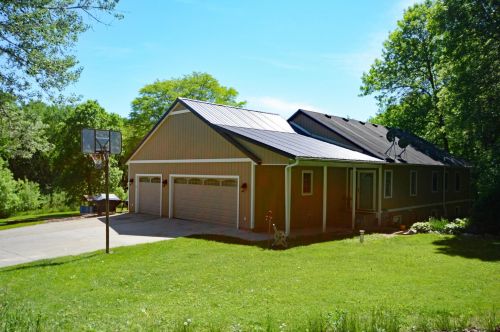 1649 Kramer Ave, Howard Lake, MN 55349-4910