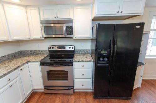 314 Westchester Rd, Colchester CT  06415-2426 exterior