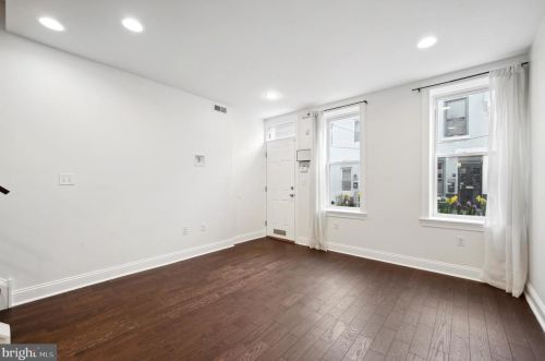 2214 Greenwich St, Philadelphia PA  19146-4207 exterior