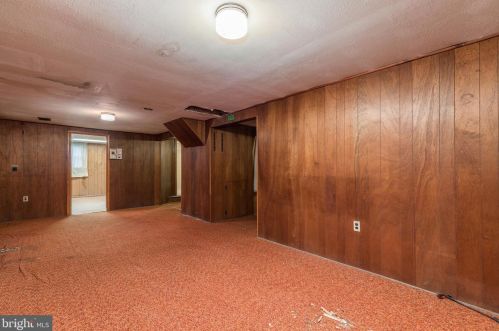 427 Holiday Dr, Aberdeen MD  21001-1813 exterior