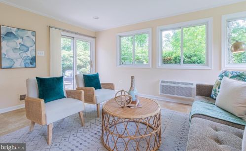 1110 Carson St, Silver Spring MD 20901-1816 exterior