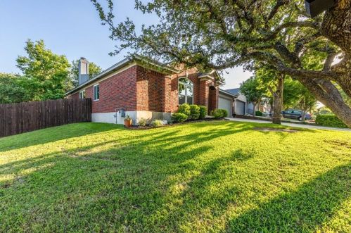 2033 Desco Dr, Austin, TX 78748-3419