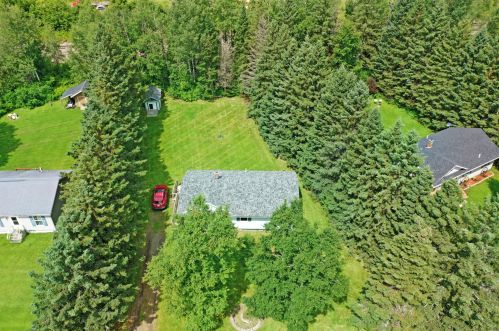 3 Coty Ln, Mapleton ME  04757-4449 exterior