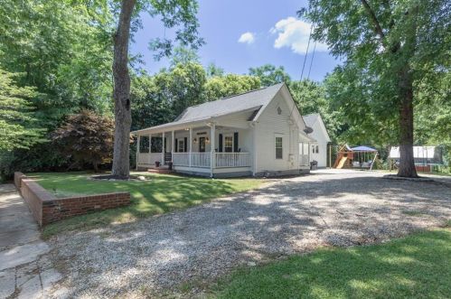 838 Eatonton St, Monticello, GA 31064-1030