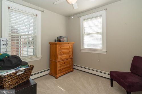 860 Fountain Ave, Lancaster PA  17601-4533 exterior