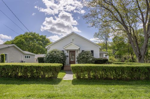 21 Westmore Ave, Biddeford, ME 04005-2116