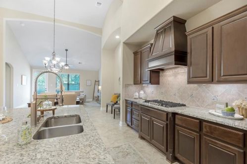 15343 Westland Gate Dr, Conroe TX  77384-3635 exterior